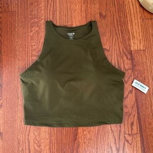 Green athletic crop top